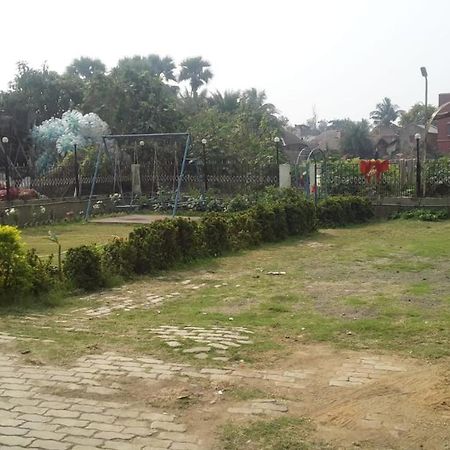 Hotel Shelter Tarapith Bagian luar foto